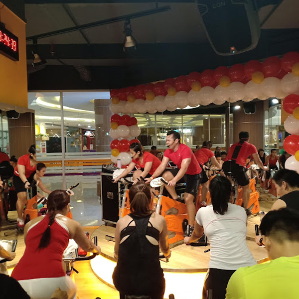 Foto Celebrity Fitness Lippo Plaza