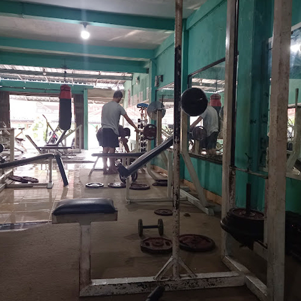 Foto Buldozer Barbell Club