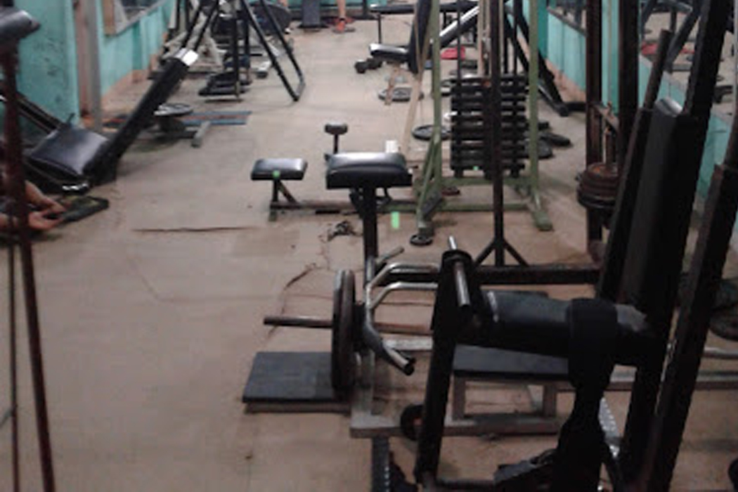 Foto Buldozer Barbell Club