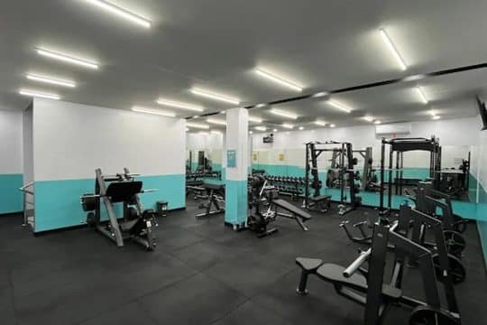 FIT HUB Gatsu Barat