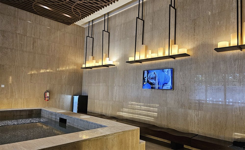 Gaharu Fitness Hot Whirl Pool