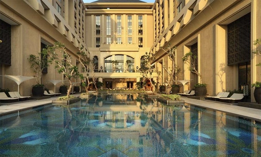 Gaharu Fitness Kolam renang