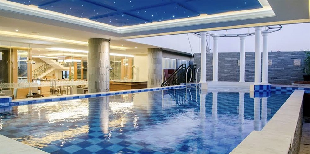 Tara Hotel - Kolam Renang