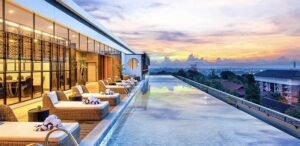 The Manohara Hotel Kolam Renang