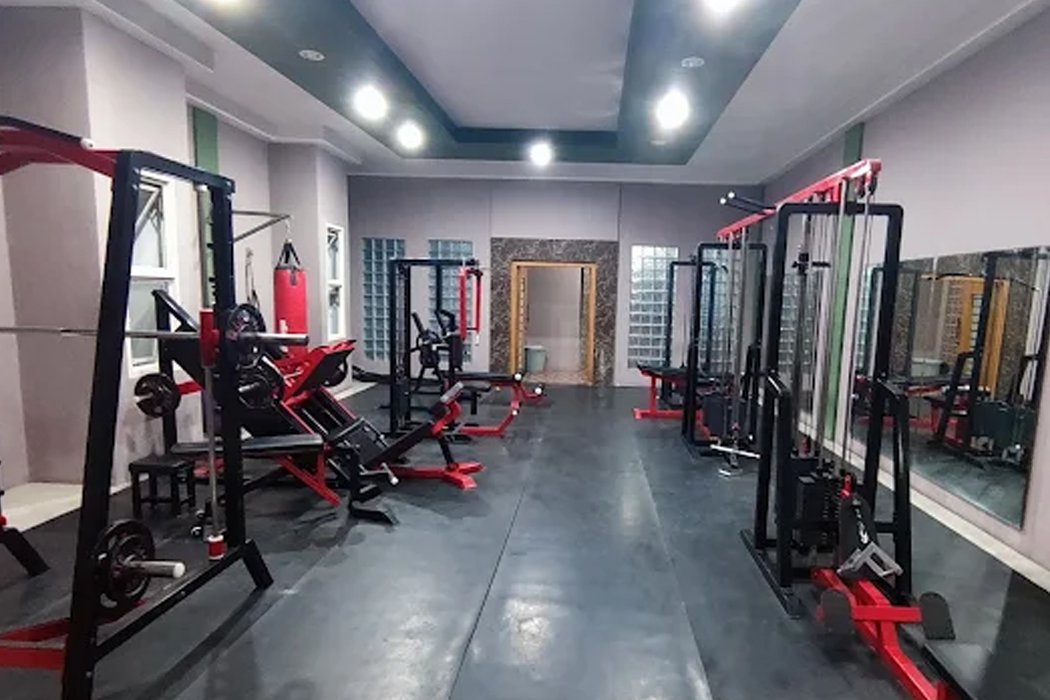 Foto E’tika Fitness & Gym - Gym di Kota Surabaya, Jawa Timur