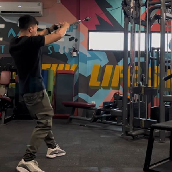 Foto Level Up Fitness Kav. DPR - Gym di Kab. Sidoarjo, Jawa Timur