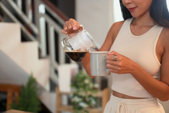 Apakah Kopi Sebelum Workout Benar-Benar Meningkatkan Performa?